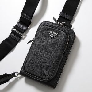 PRADA フォンケース 2ZH195 2BBE レザー ボディバッグ