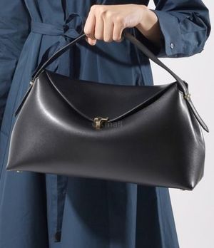 TOTEME| (Bucket bag (234-WLGBG417-LE0025 001))