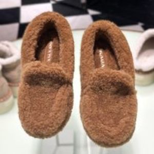 PRADA 人気 ドライビング シューズ 可愛い シアリング ふわもこ