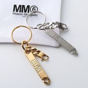 MM6 キーリング SM6UA0016 P8371 キーホルダー