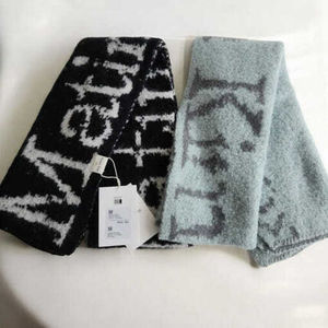 【Matin Kim】CRACKED LOGO MUFFLER