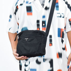 中古USED PRADA ショルダーバッグ メンズ B8985 VELA 67586