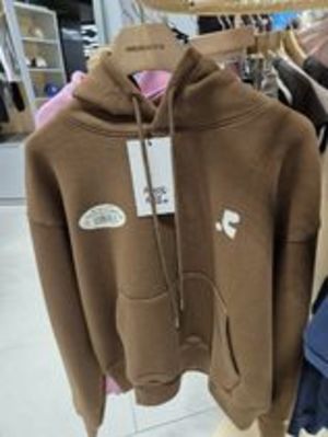 【REST&RECREATION】RR 22 LOGO CROPPED HOODIE