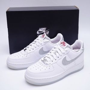 ナイキ WMNS NIKE AIR FORCE 1 LX ダイヤモンド キラキラ