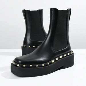 【国内即発】VALENTINO スタッズアンクルブーツ