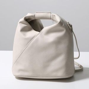 MM6 ショルダーバッグ Japanese ジャパニーズ SB6WD0026 P8396