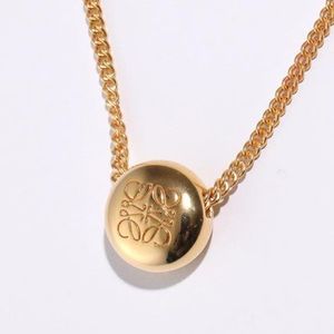 LOEWE ネックレス PEBBLE PENDANT JJ07241X03