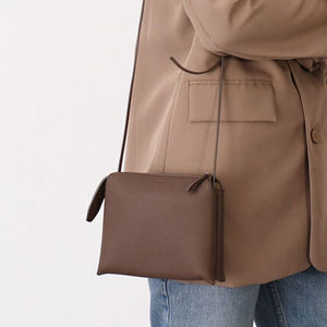 【国内即発】THE ROW Nu Mini Twin バッグ レザー