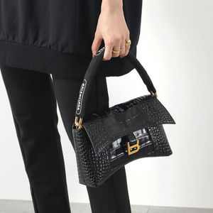 BALENCIAGA ショルダーバッグ DOWNTOWN W CH SH B XS