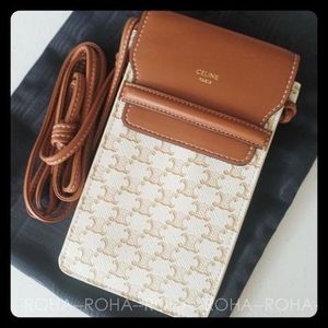 【CELINE】直営/正規店 TRIOMPHE CANVAS フォーン ポーチ 2色