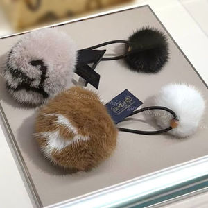 すぐ届く!LOUIS VUITTON シュシュ・ヴィゾン LV コージー