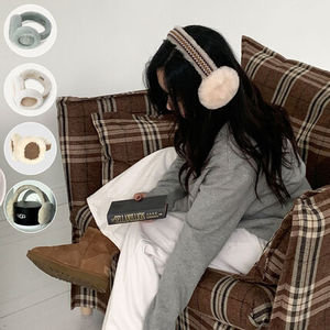 【UGG】【人気アイテム】Sheepskin Embroidery Earmuff
