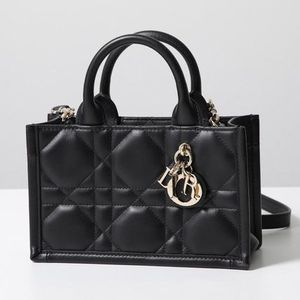 Dior ハンドバッグ Book Tote ブックトート ミニ S5573OWHP