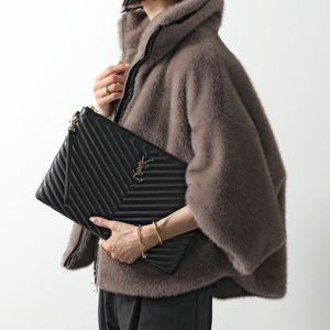 SAINT LAURENT クラッチバッグ 440222 CWU01