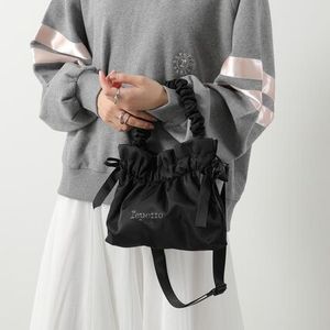 repetto ショルダーバッグ Petit ベサスバッグ B0389N