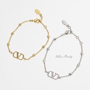 VALENTINO Vロゴ シグネチャー クリスタル ブレスレット