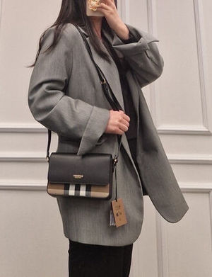 バーバリー ショルダーバッグ HAMPSHIRE 81072701 81072691