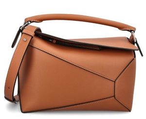 LOEWE ♪ パズル バッグ スモール (クラシックカーフ)