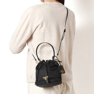 プラダ PRADA レディース サフィアーノレザー バケットバッグ