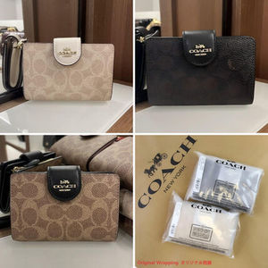 関税込 COACH 二つ折りミディアム コーナー ジップ ウォレット