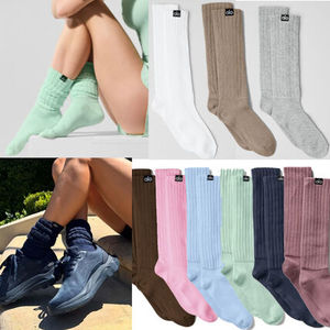 国内発送 Alo Yoga Unisex Scrunch Sock