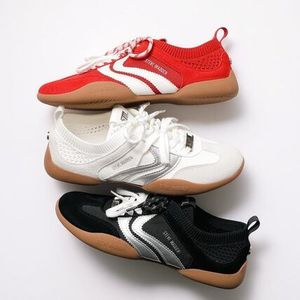 STEVE MADDEN スニーカー BISCOTTI ローカット