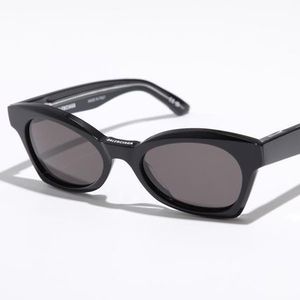 BALENCIAGA サングラス BB0230S バタフライ型