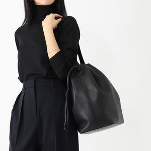 THE ROW トートバッグ w1664-l72-blsg