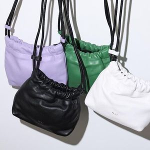 N°21 ポシェット MINI EVA ミニ エヴァ 900NP01 レザー 巾着