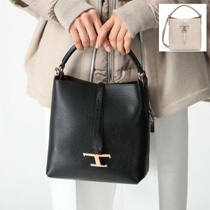 TODS ハンドバッグ XBWTSEK0100 XSO T TIMELESS トップハンドル