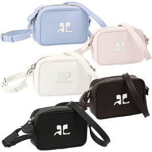 Courreges(クレージュ)カメラ リーディション ショルダーバッグ