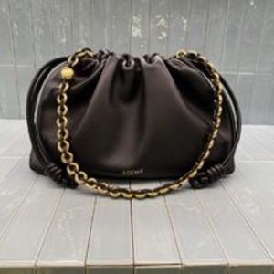 LOEWE フラメンコパース ミディアム(メローナパラム)