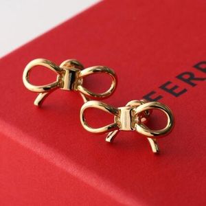 FERRAGAMO ピアス EAR BOW STUD 76 0949 リボン