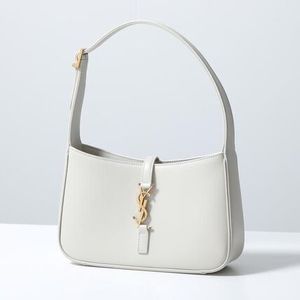 SAINT LAURENT ハンドバッグ 657228 2R20W カサンドラロゴ