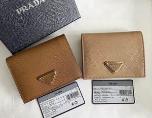 【PRADA】SALE!! 1MV204_2FMQF  SAFFIANO Wallet 二つ折り財布