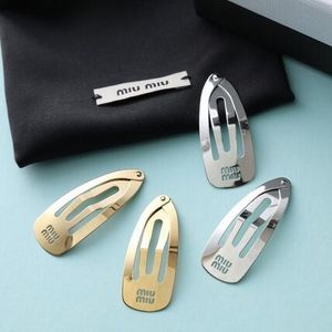 MIUMIU ヘアクリップ 5IF291 2DTU  2点セット