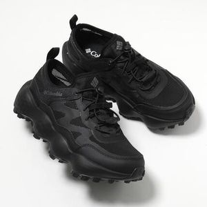 Columbia スニーカー YM5970-010 THRIVE REVIVE MAX BREEZE