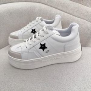 【すぐ届く】 ディオール Dior Star プラットフォームスニーカー