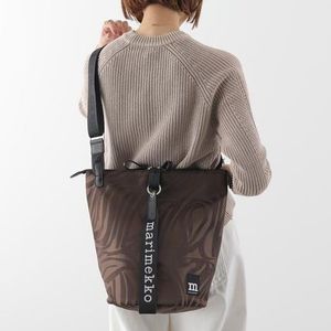 marimekko ショルダーバッグ All Day Bucket Jokuraita 094613