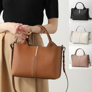 TODS ショルダーバッグ XBWEBRA0200UBL スモール