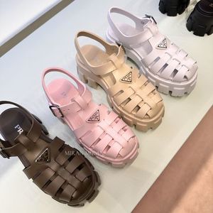 【PRADA】話題のサンダル♪フォームラバー サンダル