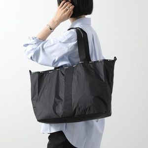 LeSportsac トートバッグ ESSENTIAL LG OPEN TOTE 1017