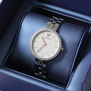 SWAROVSKI 腕時計 Cosmopolitan ウォッチ  クリスタル