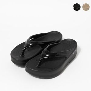 OOFOS サンダル OOMEGA [ウーメガ リカバリーサンダル 厚底]