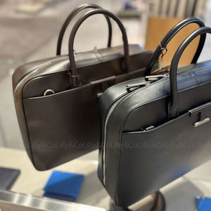 (メンズ)TOD'S☆Tタイムレスビジネスバッグ