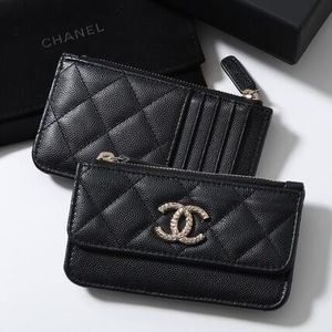 CHANEL コインケース MATELASSE マトラッセ AP4314 B18212