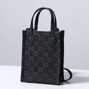 GUCCI ショルダーバッグ 773730 FAC2F GGロゴ