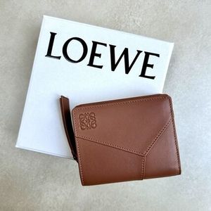 LOEWE パズルジップ 二つ折り財布