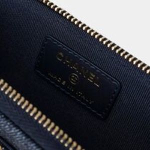 【26SS限定♪オシャレなデニム】 CHANEL フラグメントケース