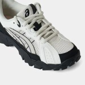 ★Asics★アシックス GEL-TRUCKユニセックス カジュアルシューズ